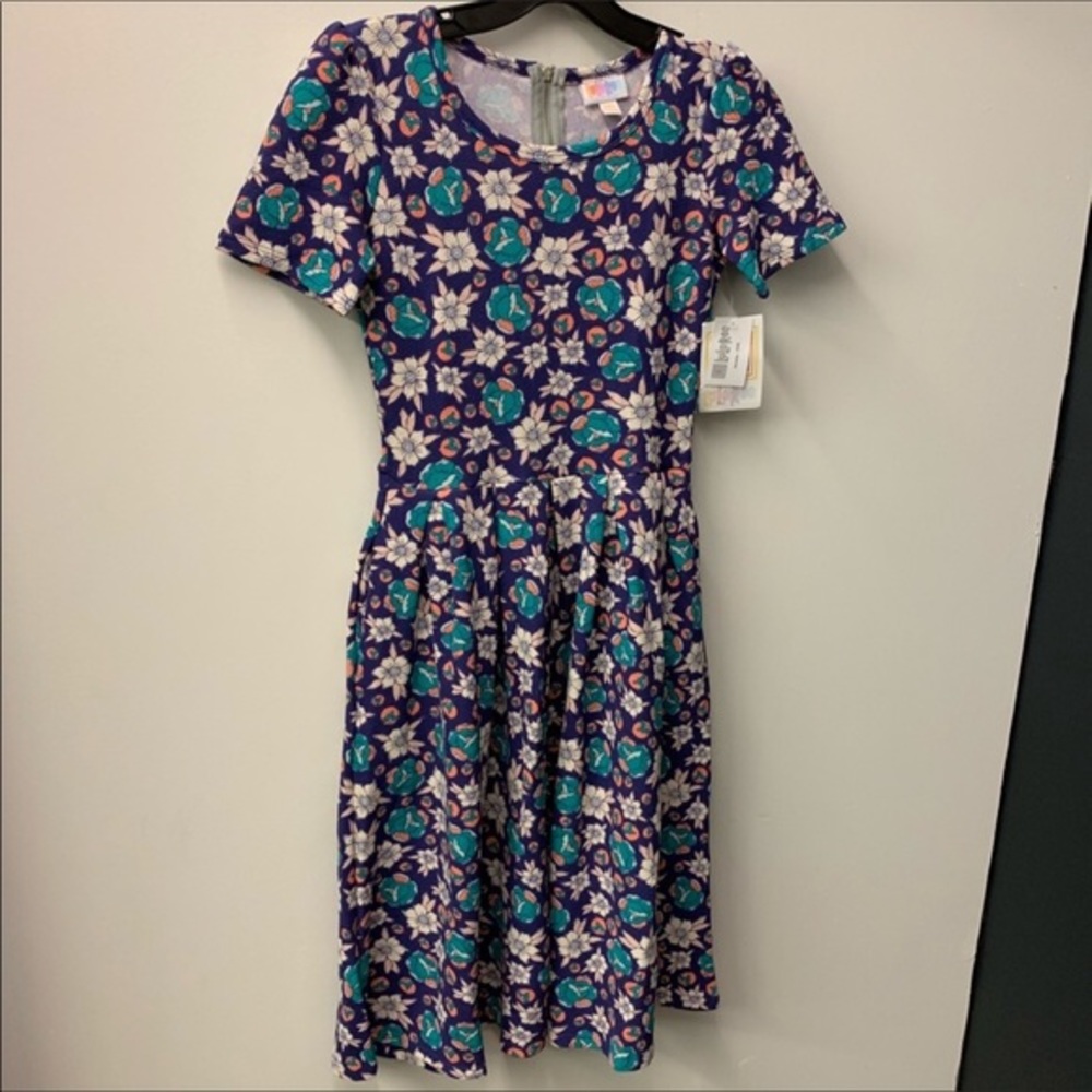 LuLaRoe Amelia Dress XXS Purple Floral Short Sleeve Fit Flare Exposed Zipper NWT